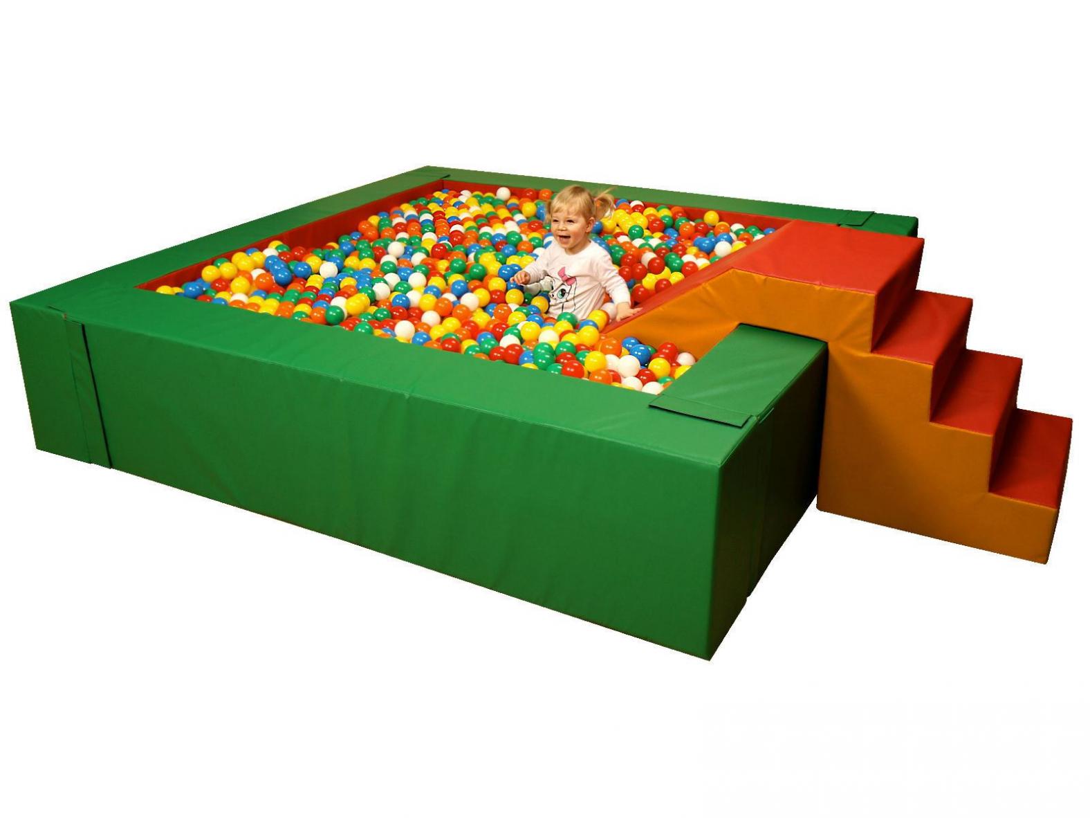 Bällebad mit Treppenrutsche - Außenmaß Ballbad 225x225cm
