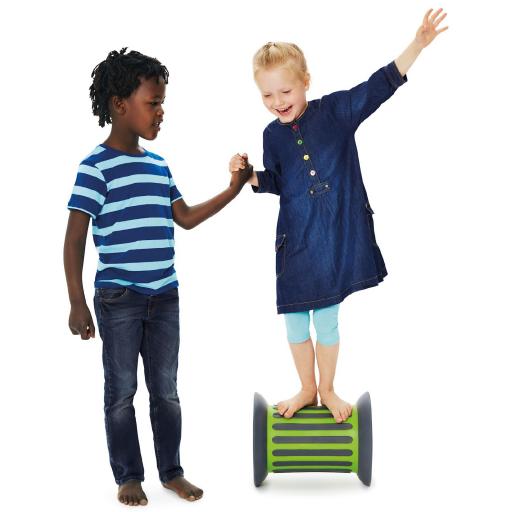 Balancier-Rolle für Gleichgewichtsübungen und Körperbeherrschung