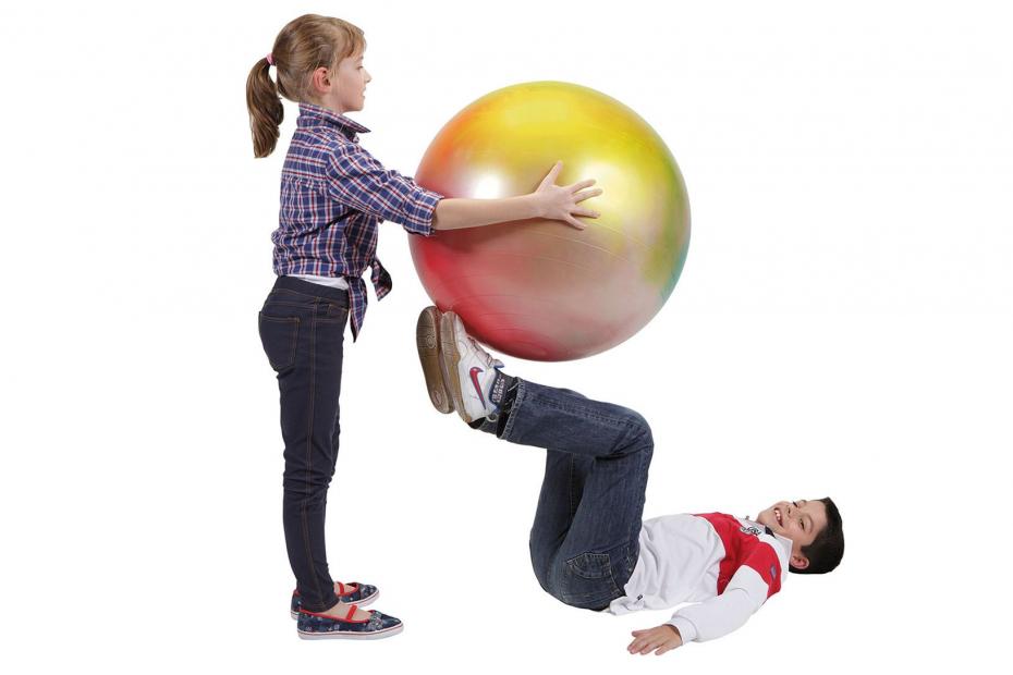 Gymnic Arte-Plus-Ball-Übung