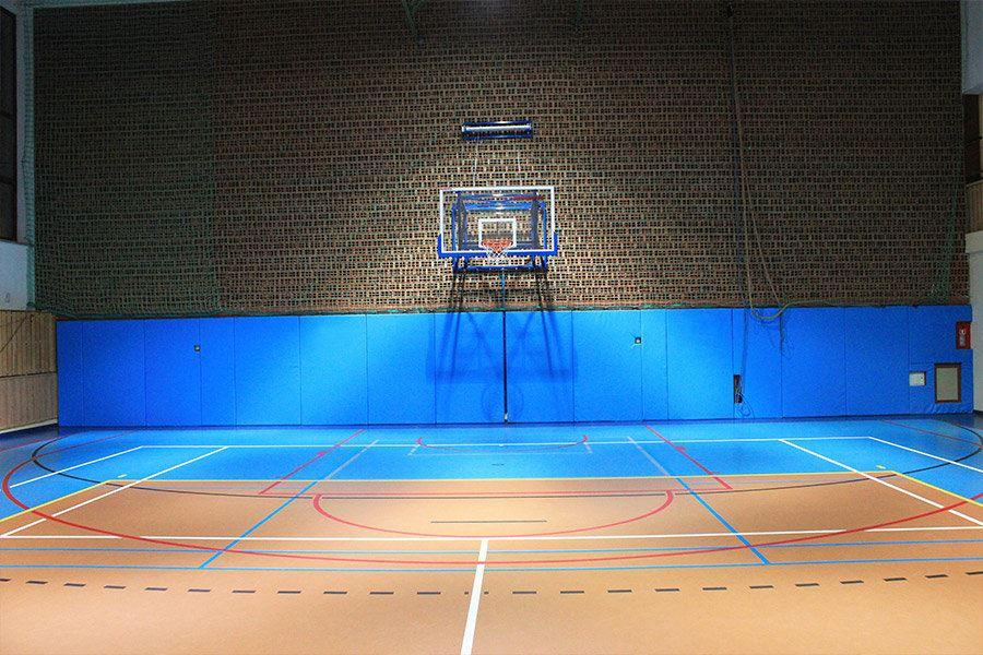 Prallschutzmatten in Turnhalle