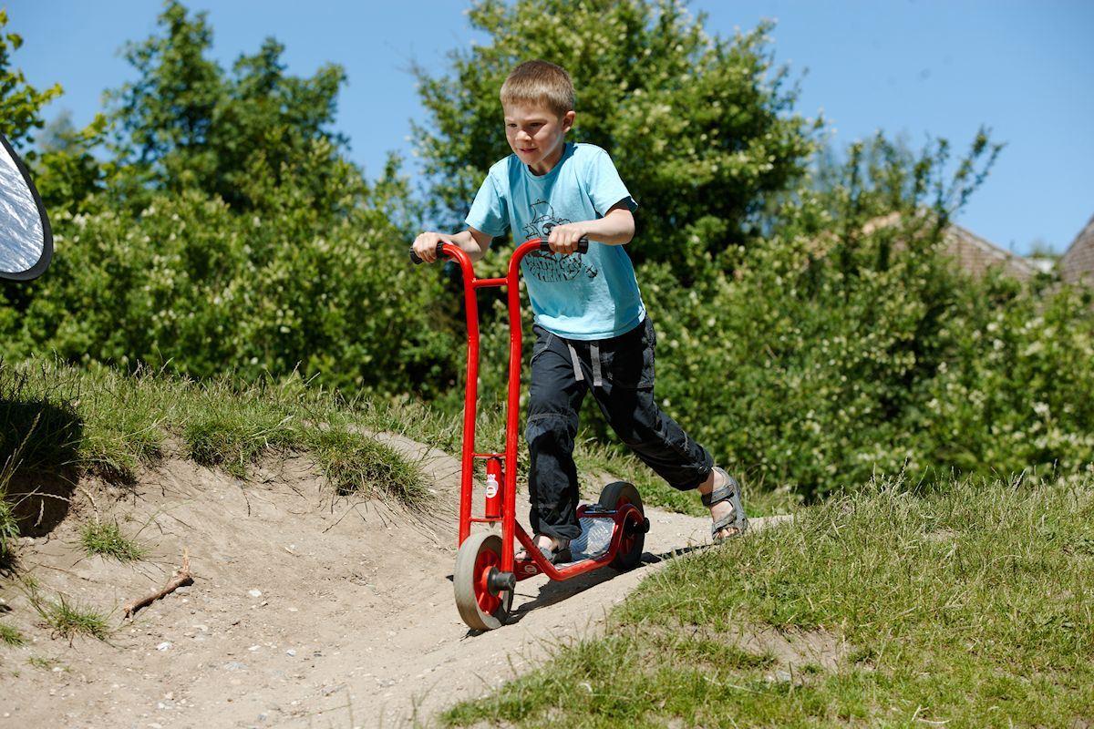 Roller maxi in Aktion - Winther Viking Institutionsfahrzeug in hoher Qualität